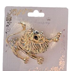 3/$25 Chloe Accessory Gold Tone Leo Zodiac Lion Pin Brooch